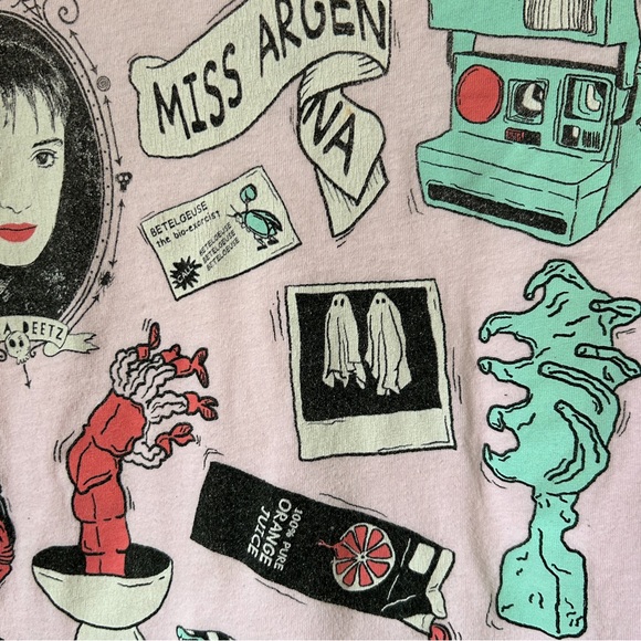Pink Beetlejuice Graphic Tee Size S - Picture 2 of 3